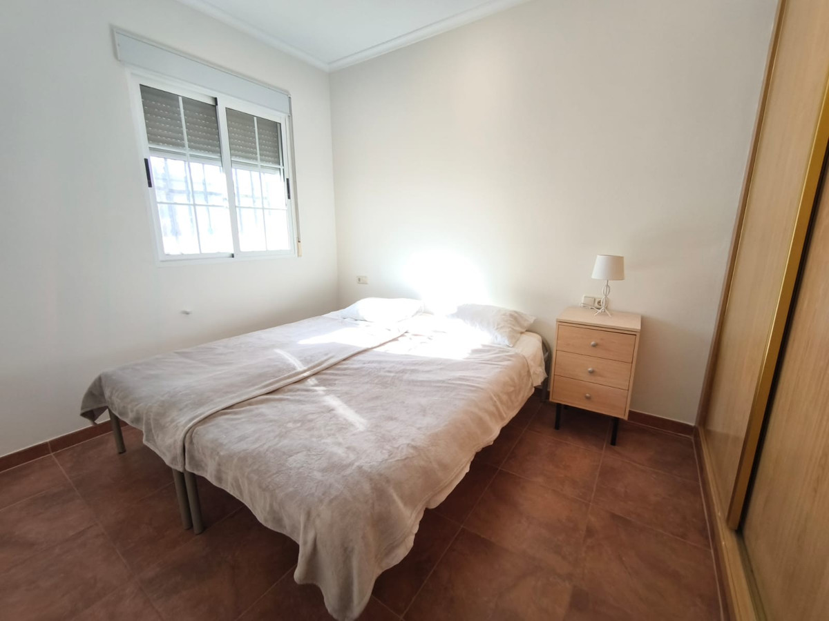 Se vende Villa - Chalet de 3 dormitorios en Costa Blanca, Alicante, España