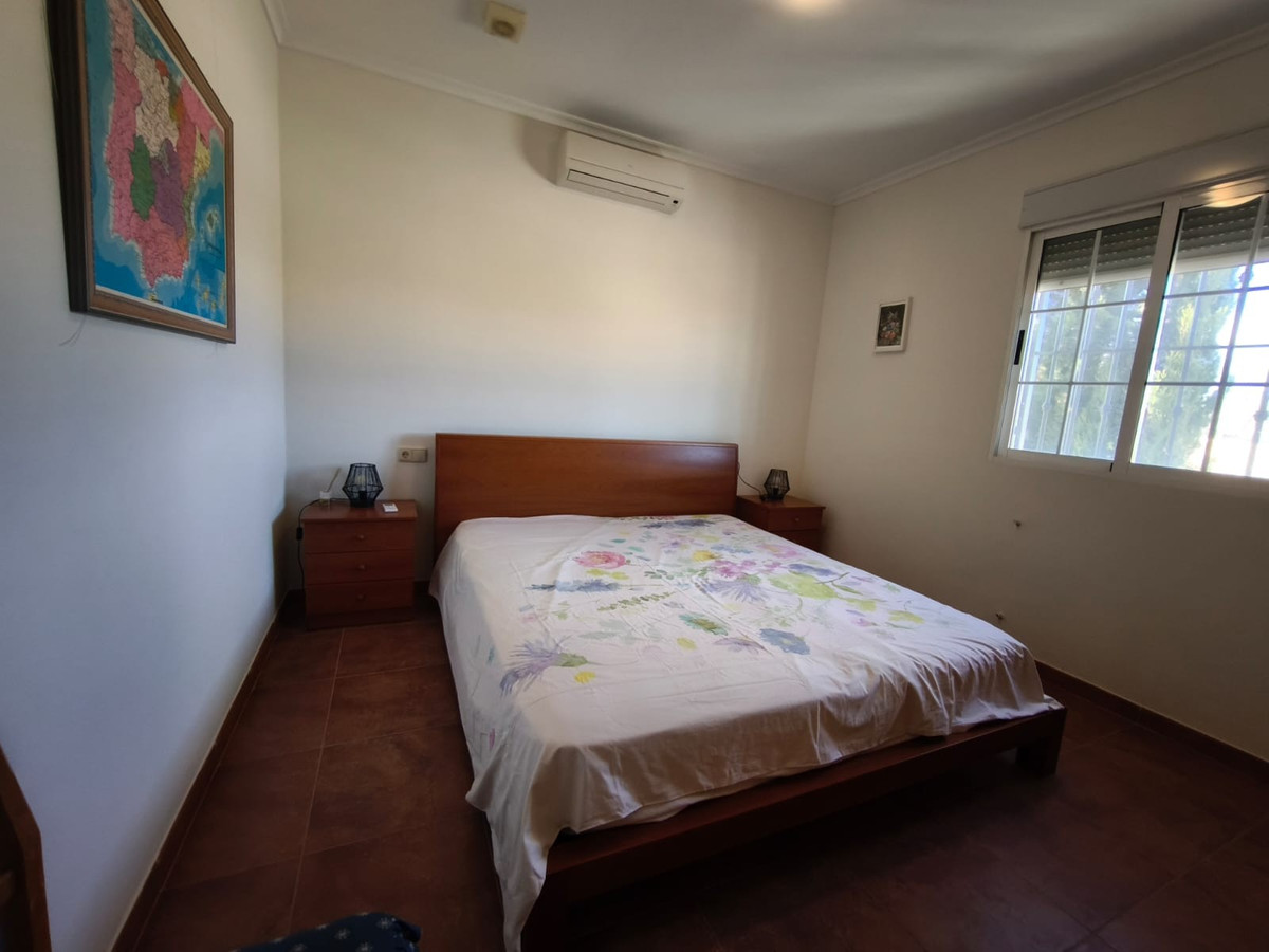Se vende Villa - Chalet de 3 dormitorios en Costa Blanca, Alicante, España