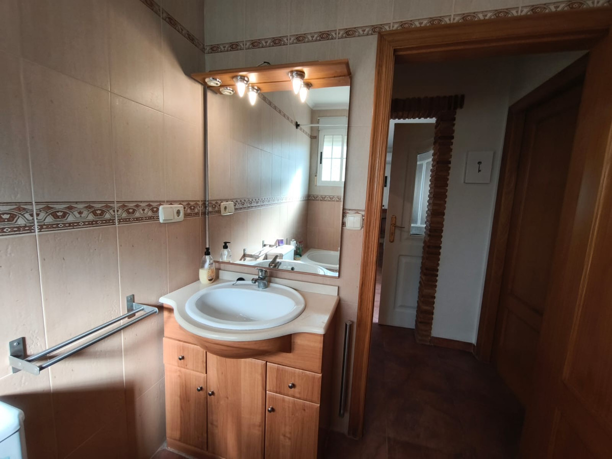 Se vende Villa - Chalet de 3 dormitorios en Costa Blanca, Alicante, España