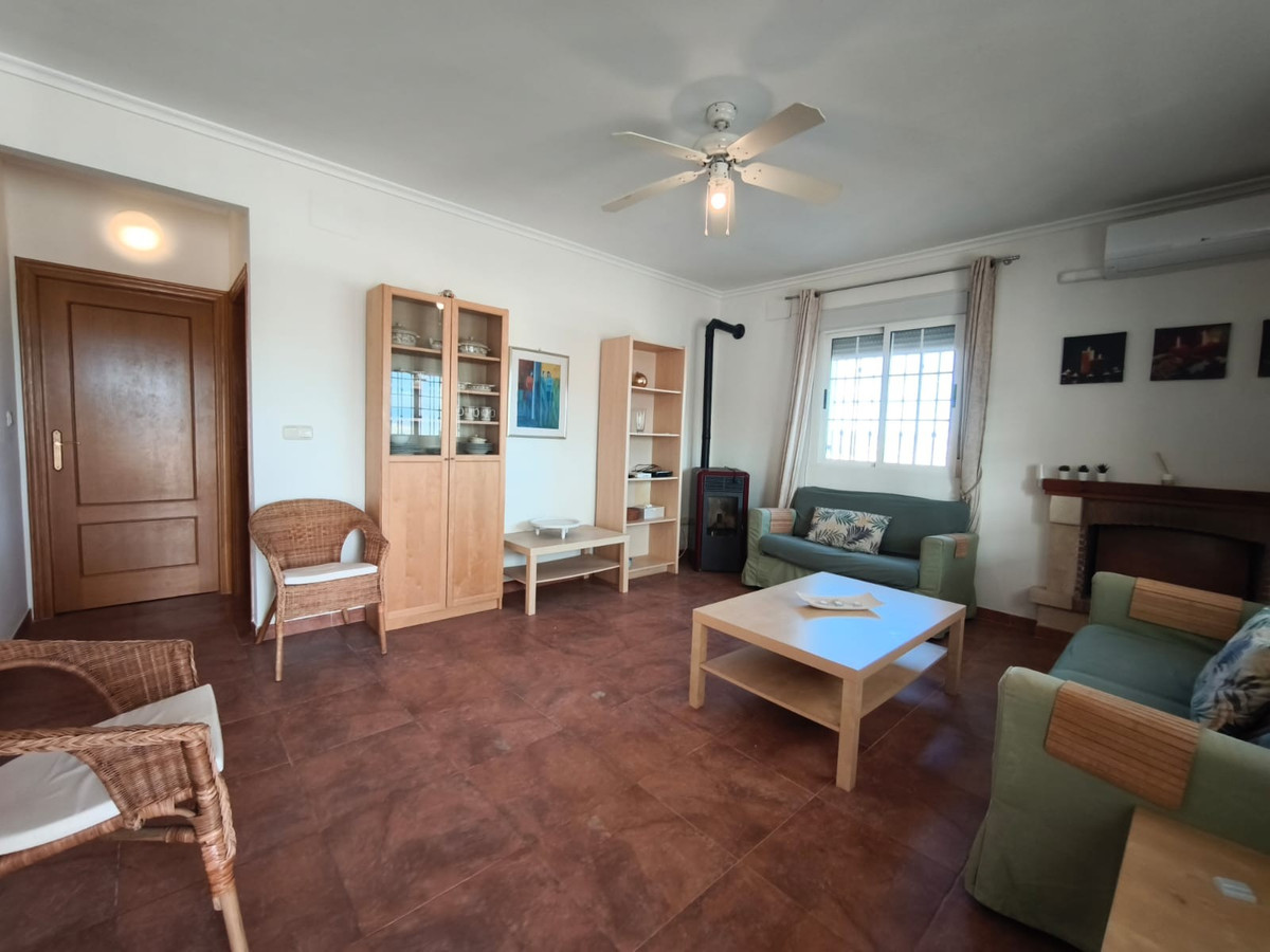Se vende Villa - Chalet de 3 dormitorios en Costa Blanca, Alicante, España