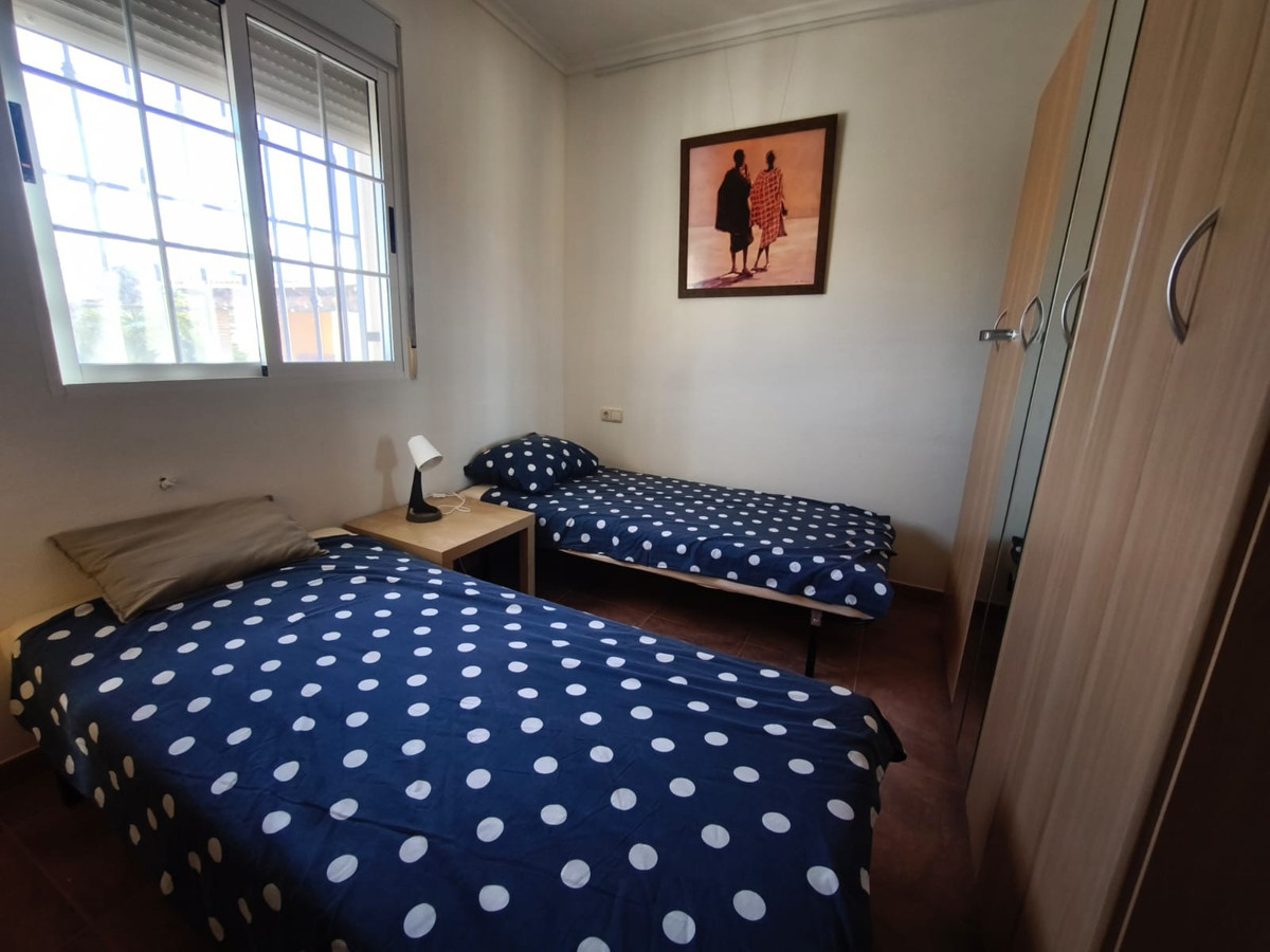 Se vende Villa - Chalet de 3 dormitorios en Costa Blanca, Alicante, España
