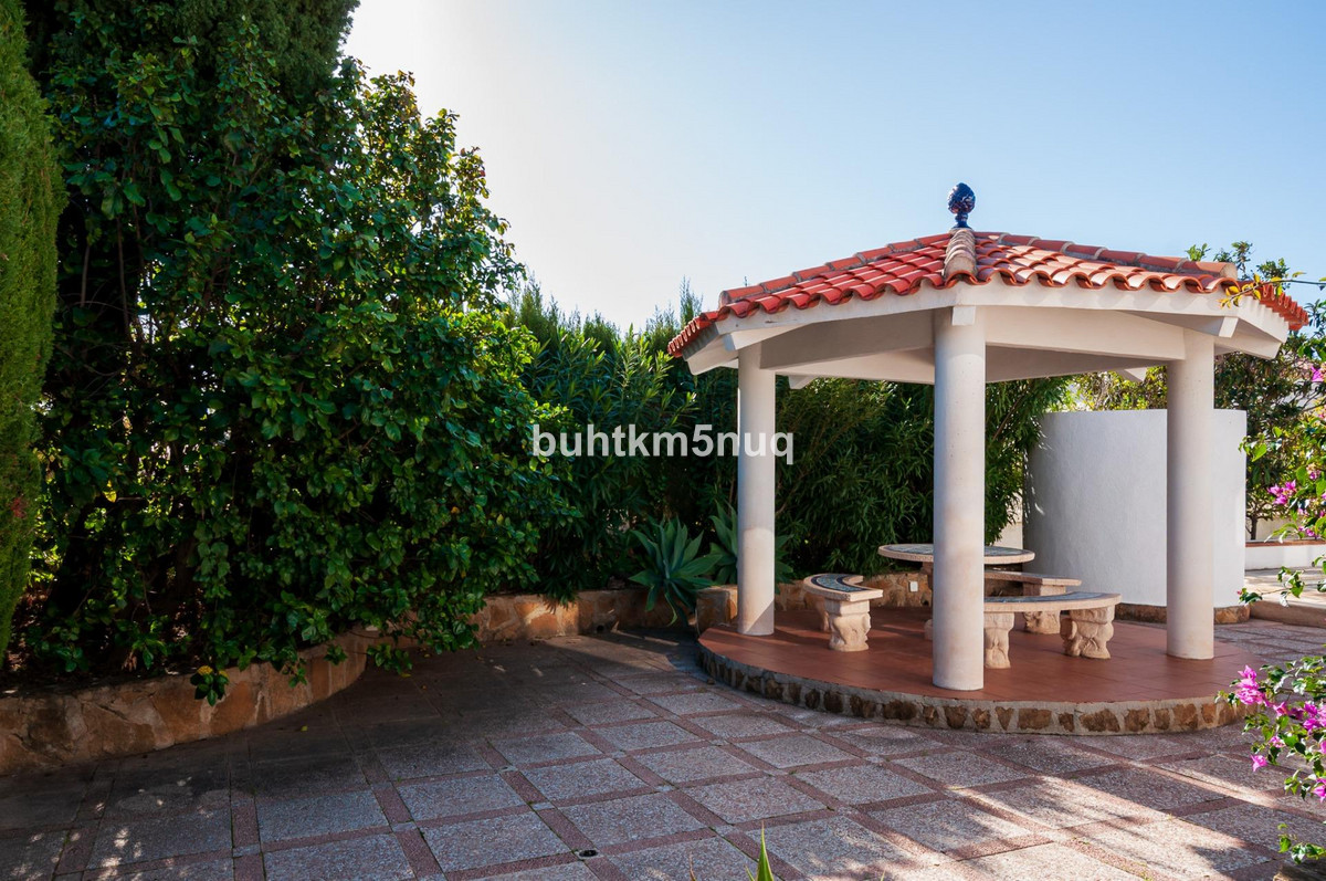 Se vende Villa - Chalet de 3 dormitorios en Costa Blanca, Alicante, España