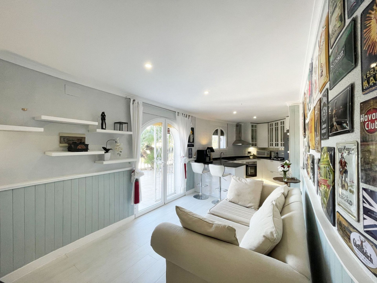 4 Bed Townhouse for sale in Calpe Costa Blanca, Alicante, Spain