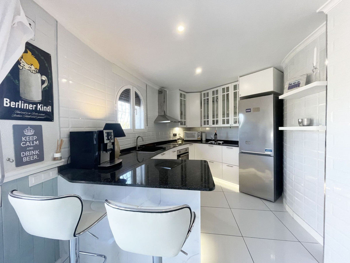 4 Bed Townhouse for sale in Calpe Costa Blanca, Alicante, Spain