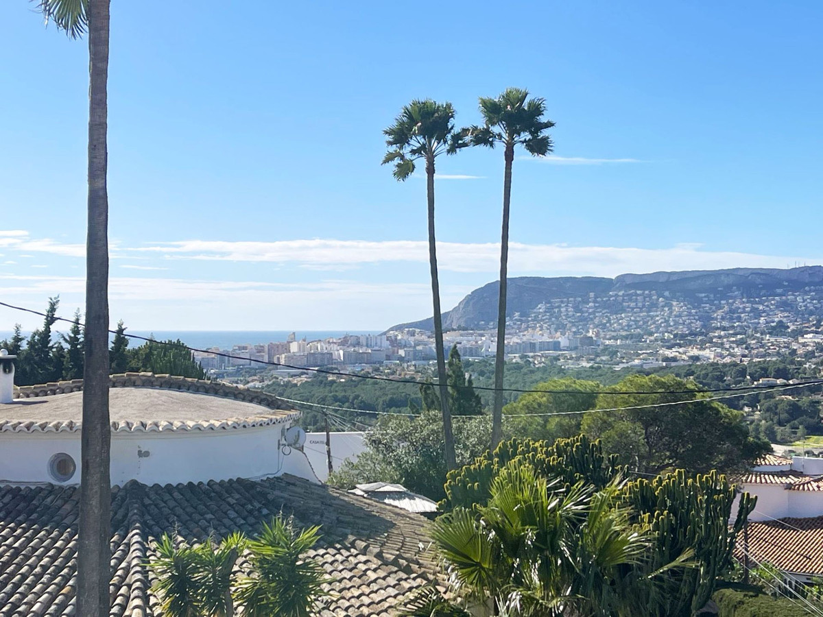 4 Bed Townhouse for sale in Calpe Costa Blanca, Alicante, Spain