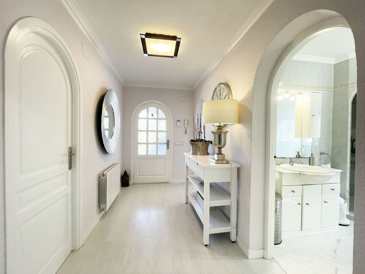 4 Bed Townhouse for sale in Calpe Costa Blanca, Alicante, Spain