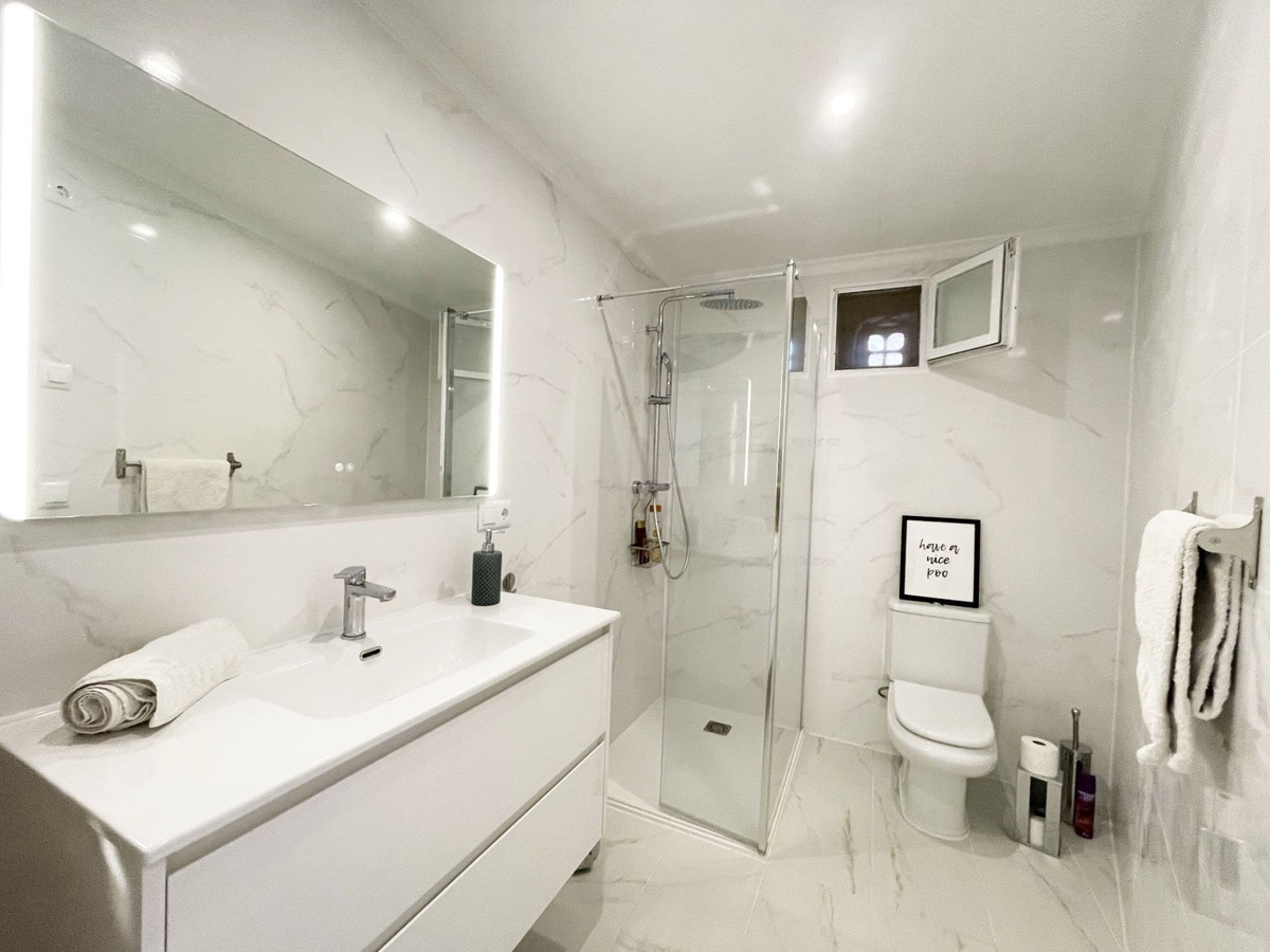4 Bed Townhouse for sale in Calpe Costa Blanca, Alicante, Spain