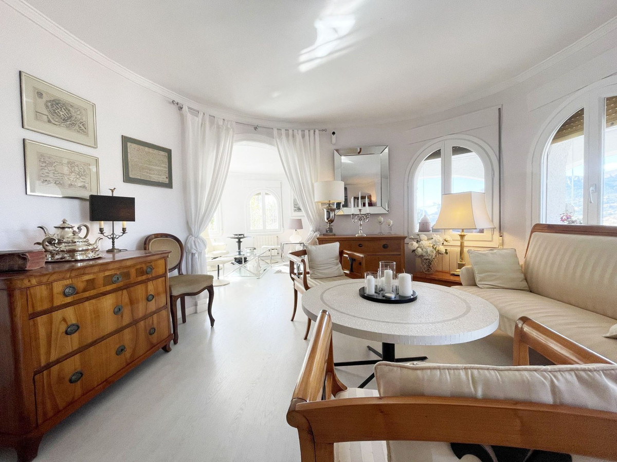 4 Bed Townhouse for sale in Calpe Costa Blanca, Alicante, Spain