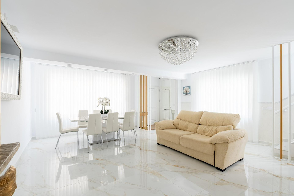 Se vende Adosada de 4 dormitorios en Costa Blanca, Alicante, España