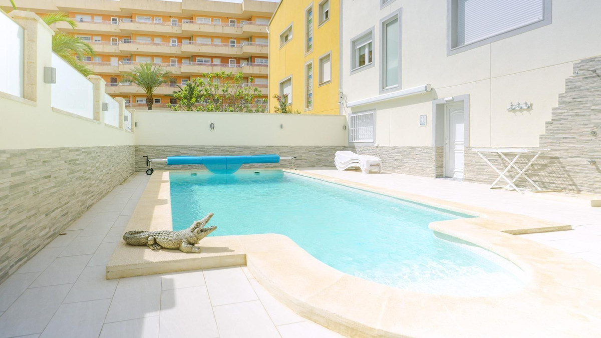Se vende Adosada de 4 dormitorios en Costa Blanca, Alicante, España