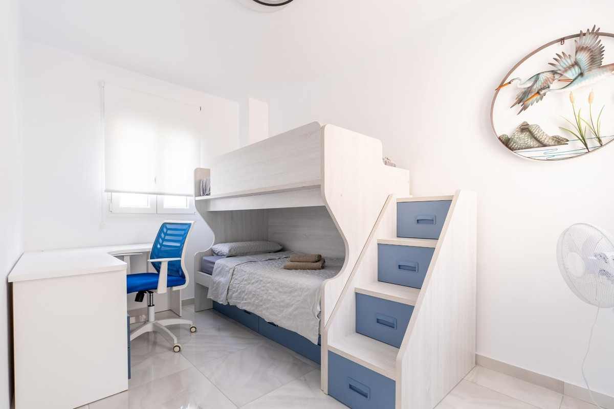 Se vende Adosada de 4 dormitorios en Costa Blanca, Alicante, España