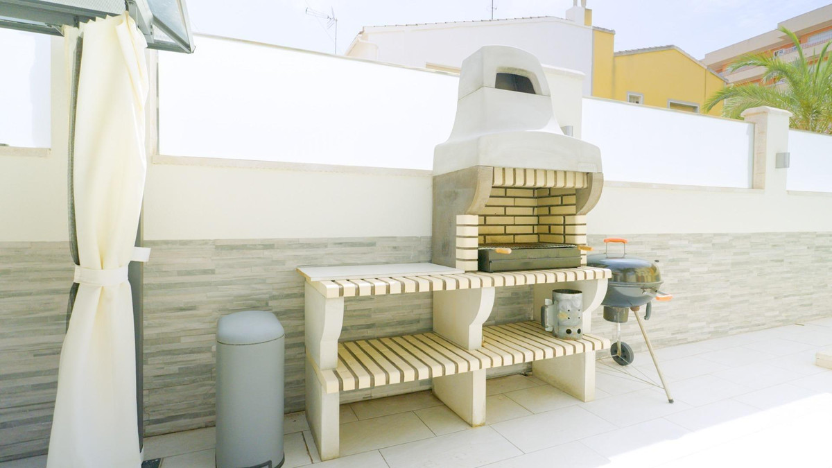 Se vende Adosada de 4 dormitorios en Costa Blanca, Alicante, España