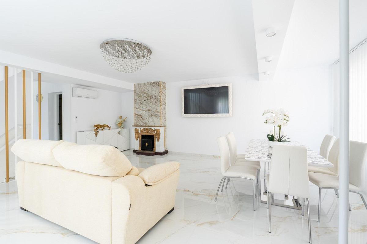 Se vende Adosada de 4 dormitorios en Costa Blanca, Alicante, España