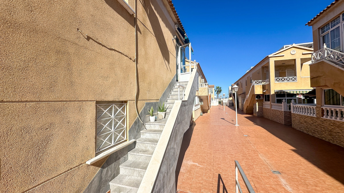 2 Bed Apartment for sale in Torrevieja Costa Blanca, Alicante, Spain