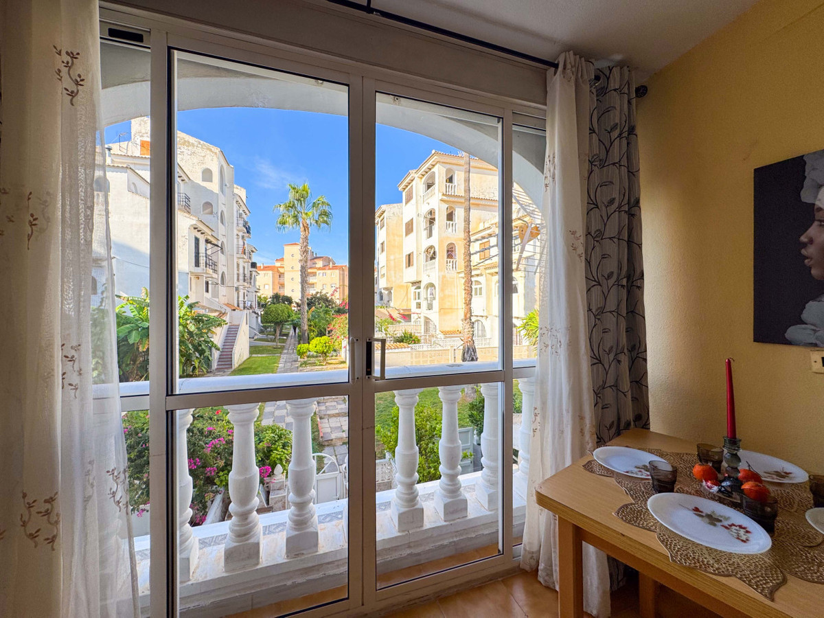 Se vende Apartamento en Planta Última de 1 dormitorios en Costa Blanca, Alicante, España
