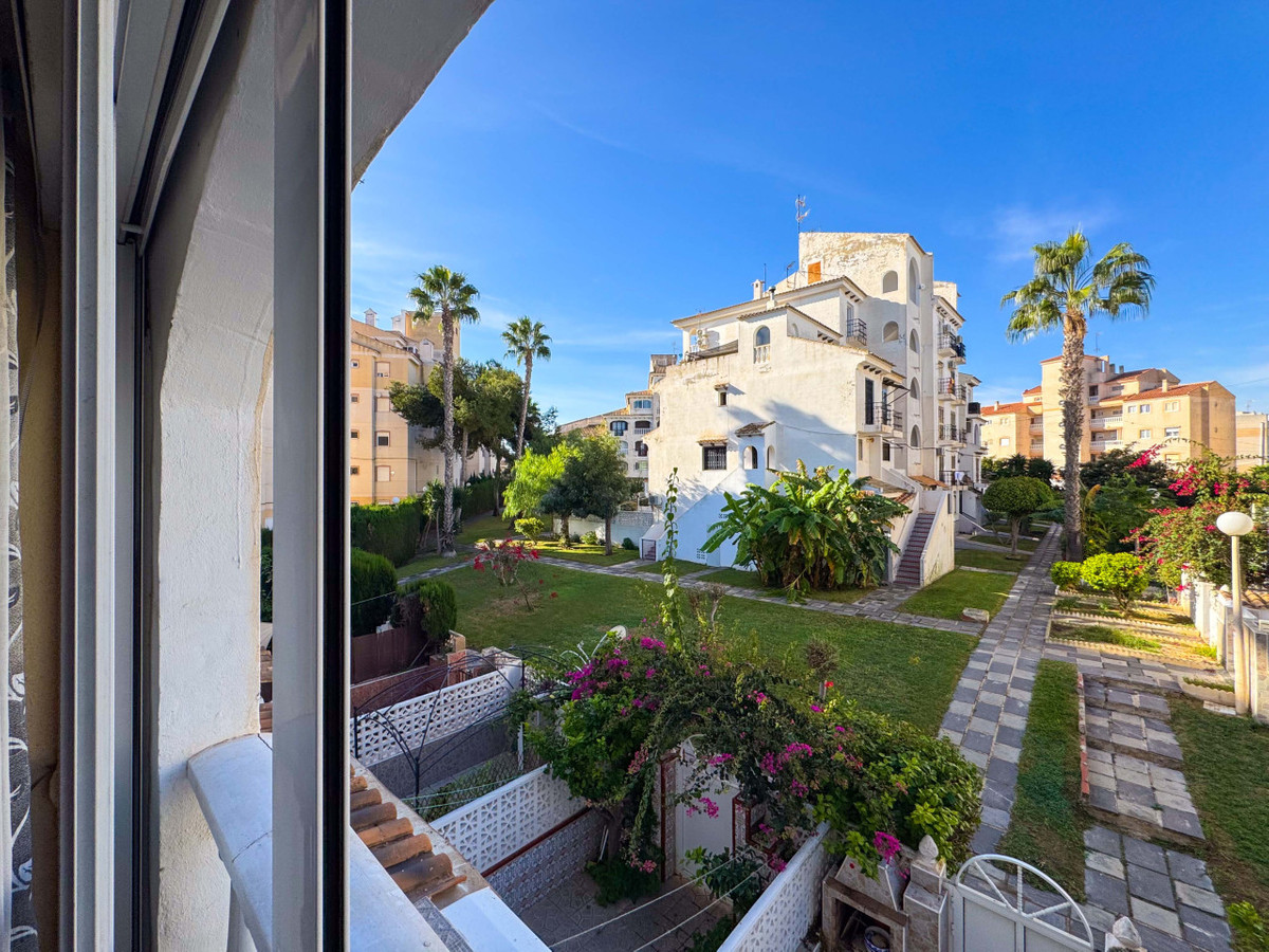 Se vende Apartamento en Planta Última de 1 dormitorios en Costa Blanca, Alicante, España