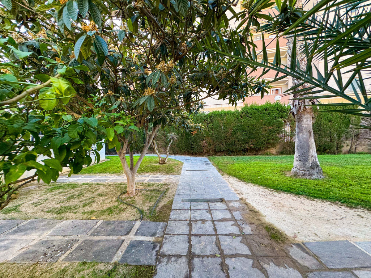 Se vende Apartamento en Planta Última de 1 dormitorios en Costa Blanca, Alicante, España