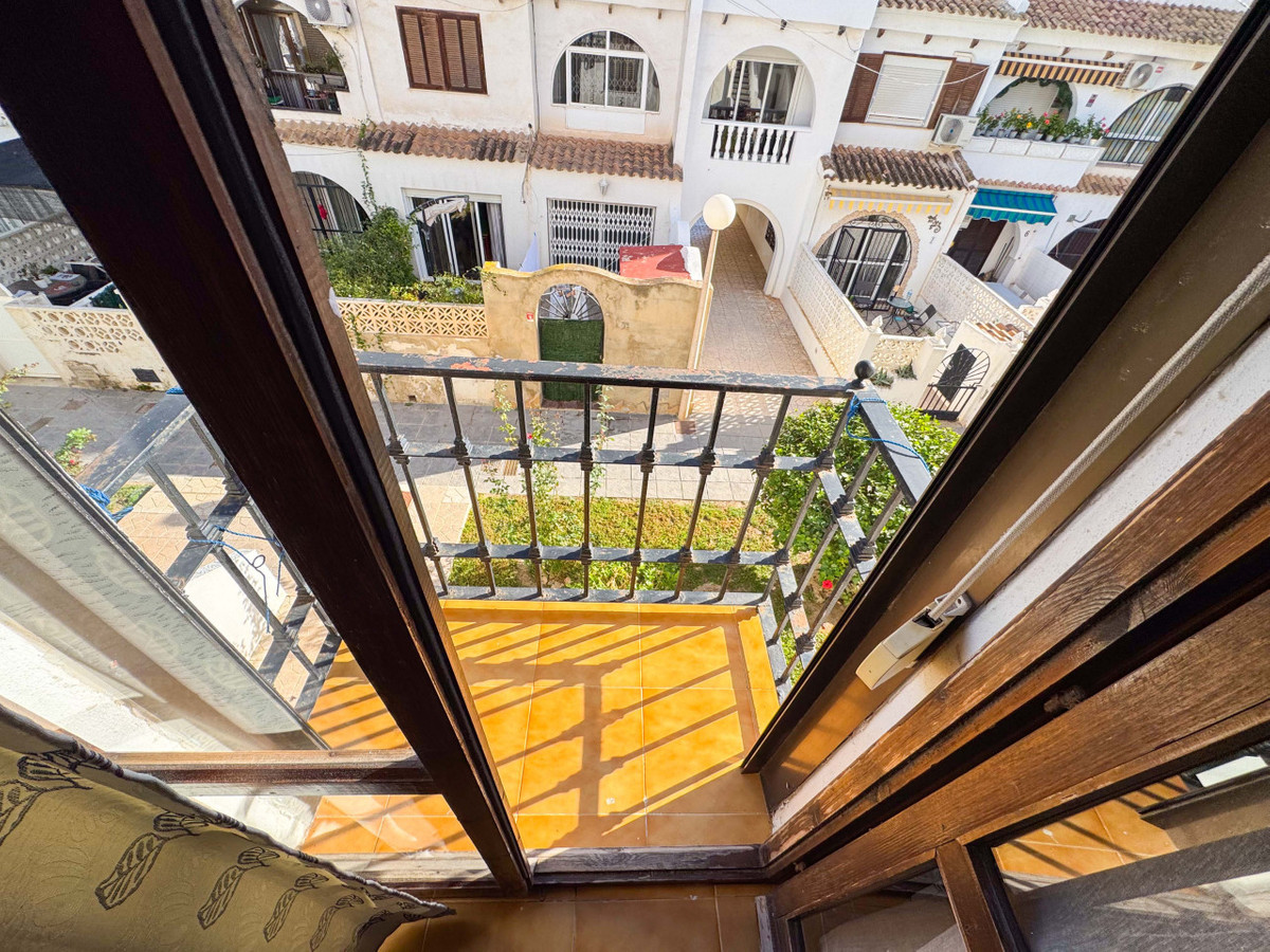 Se vende Apartamento en Planta Última de 1 dormitorios en Costa Blanca, Alicante, España