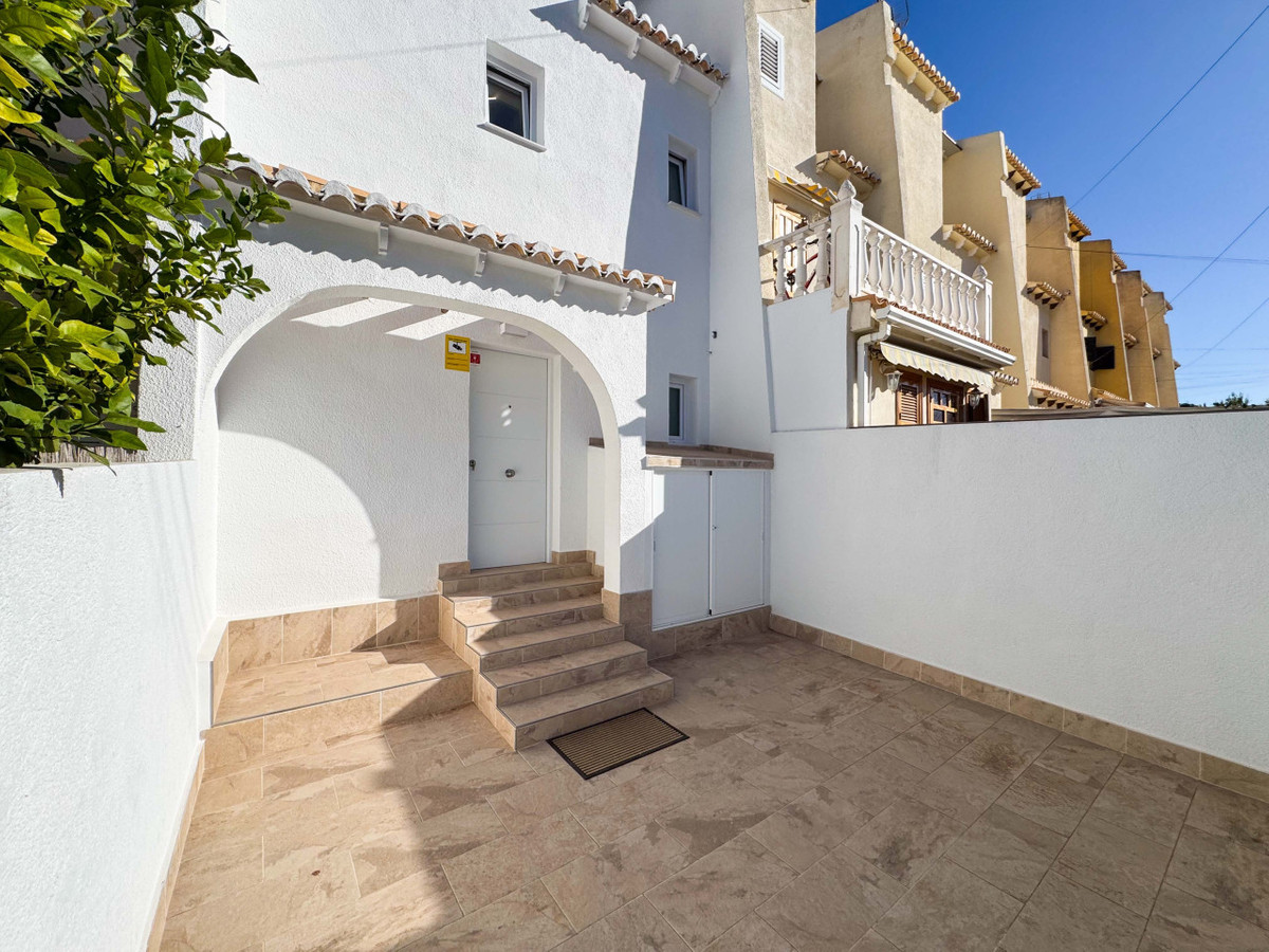 3 Bed Townhouse for sale in Los Balcones Costa Blanca, Alicante, Spain