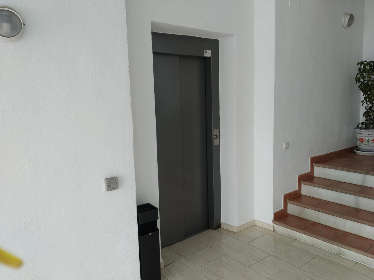 2 Bed Apartment for sale in Benalmadena Costa Del Sol, Málaga, Spain