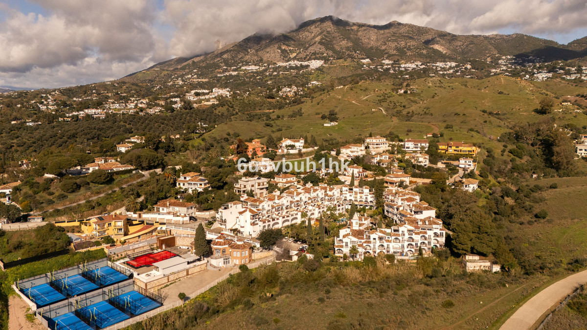 2 Bed Apartment for sale in Mijas Costa Del Sol, Málaga, Spain