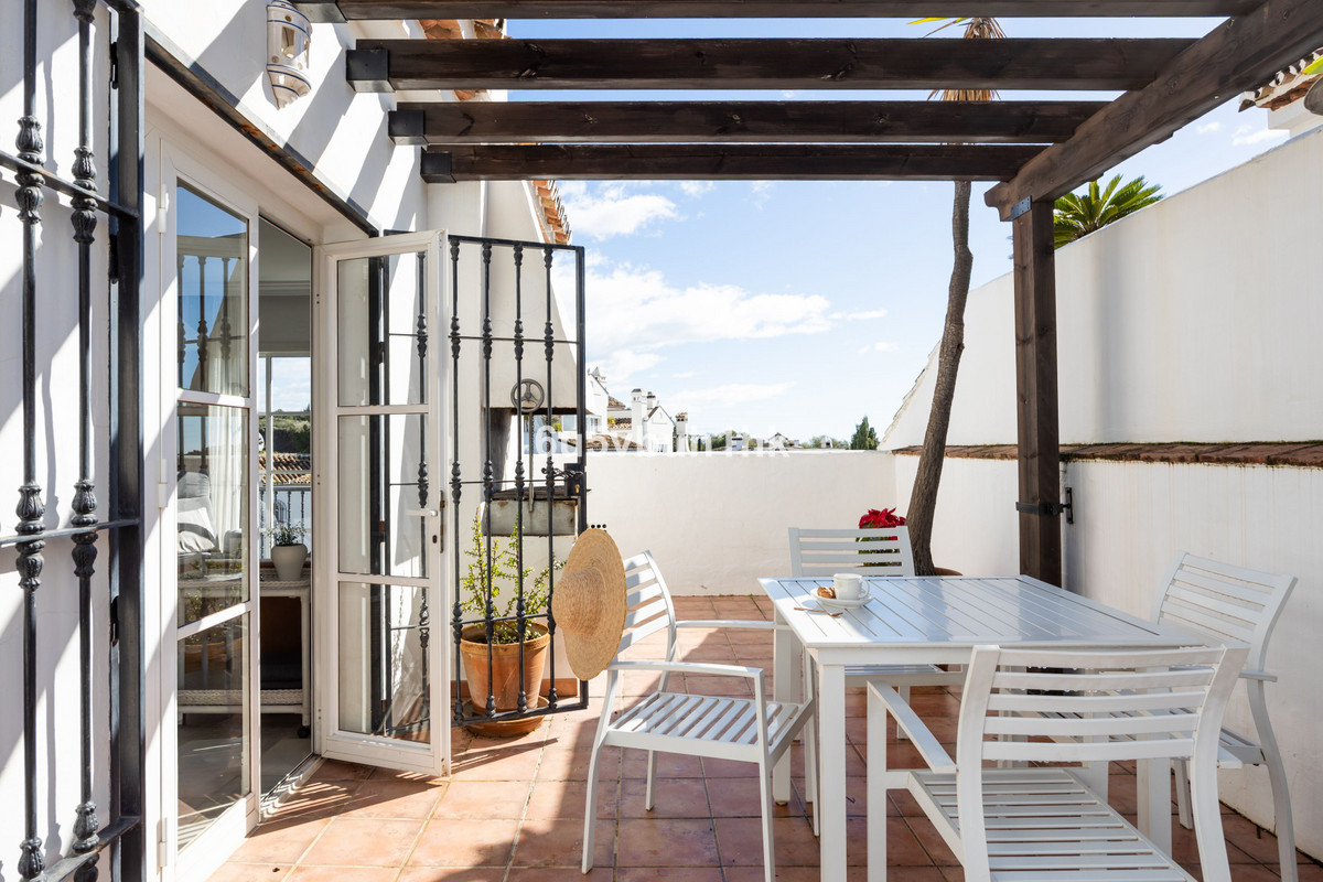 2 Bed Apartment for sale in Mijas Costa Del Sol, Málaga, Spain