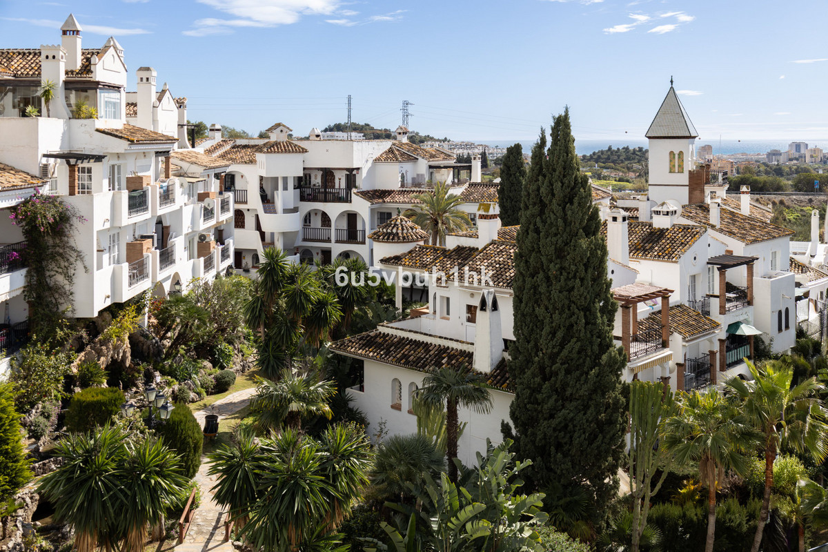 2 Bed Apartment for sale in Mijas Costa Del Sol, Málaga, Spain