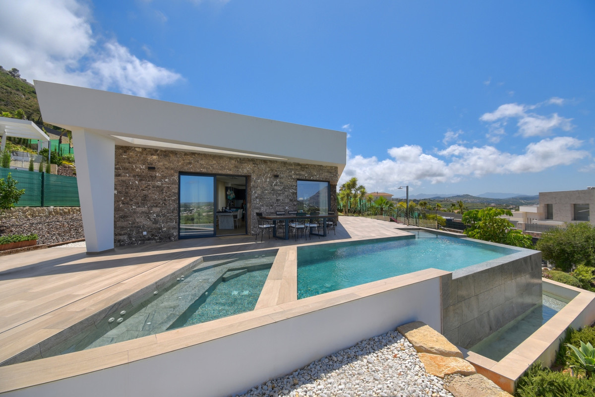 4 Bed Townhouse for sale in Javea Costa Blanca, Alicante, Spain