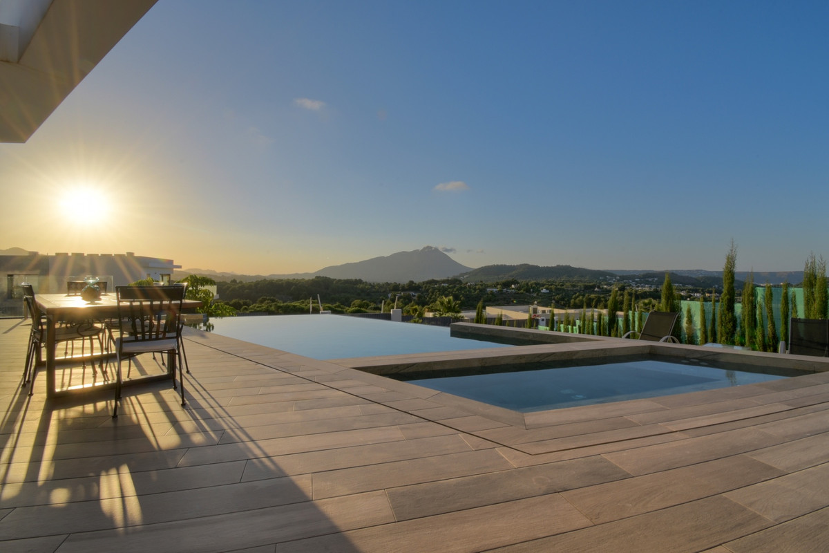 4 Bed Townhouse for sale in Javea Costa Blanca, Alicante, Spain