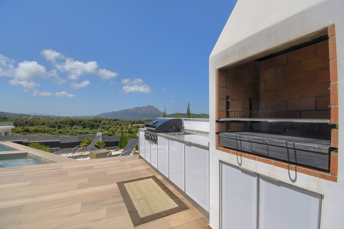 4 Bed Townhouse for sale in Javea Costa Blanca, Alicante, Spain