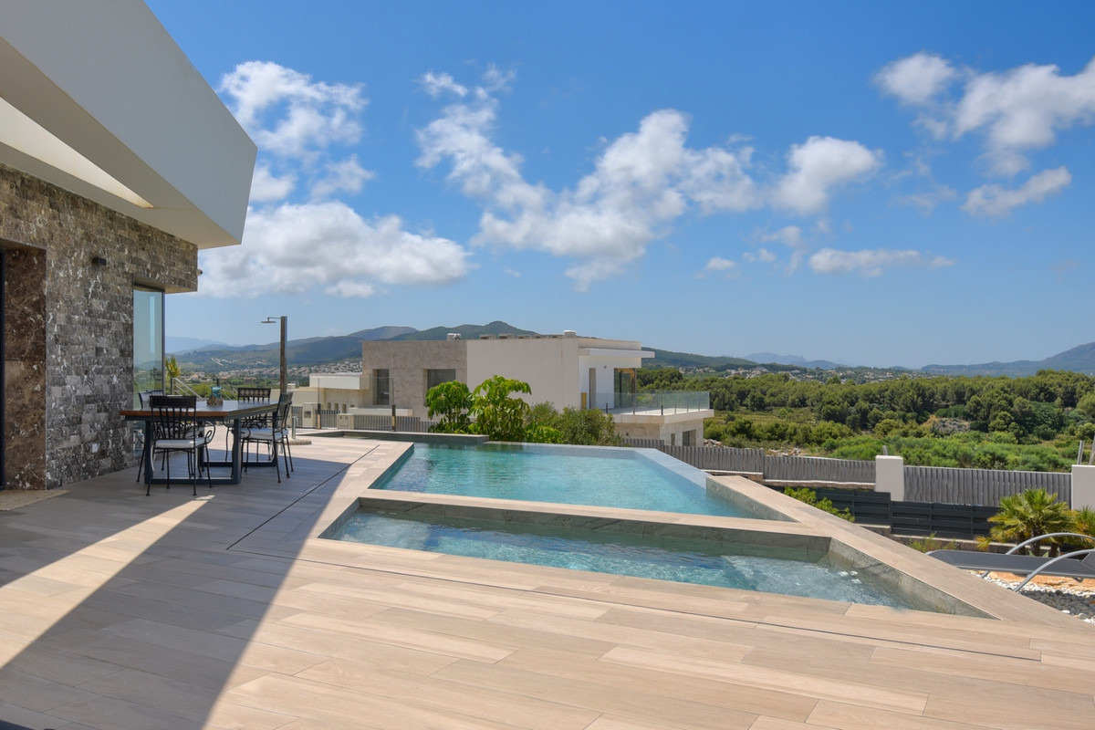 4 Bed Townhouse for sale in Javea Costa Blanca, Alicante, Spain