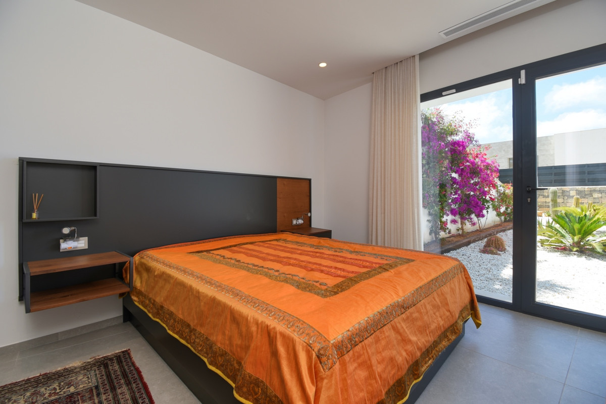 4 Bed Townhouse for sale in Javea Costa Blanca, Alicante, Spain