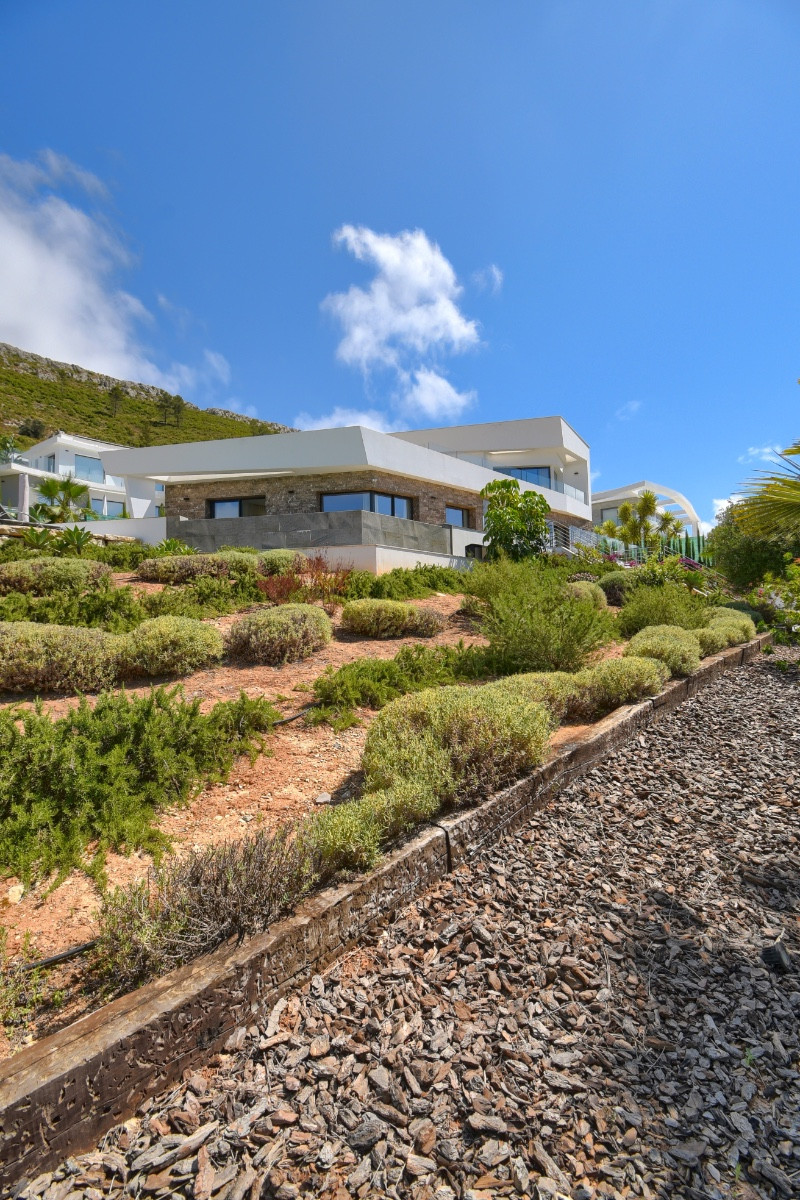 4 Bed Townhouse for sale in Javea Costa Blanca, Alicante, Spain