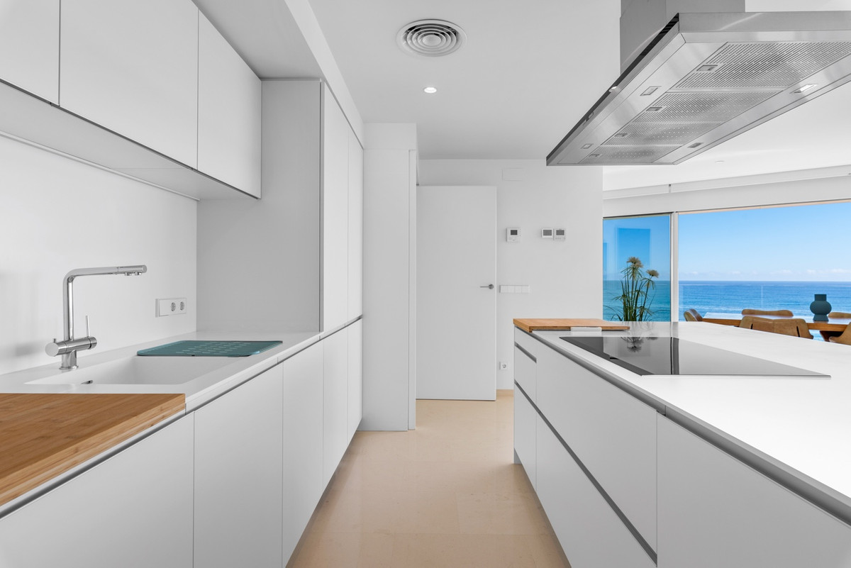 4 Bed Apartment for sale in Playa Del Cura Costa Blanca, Alicante, Spain