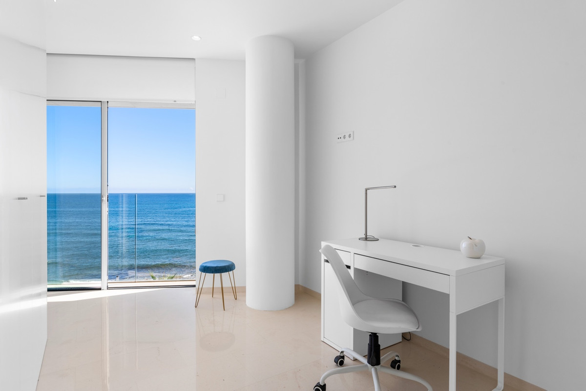 4 Bed Apartment for sale in Playa Del Cura Costa Blanca, Alicante, Spain