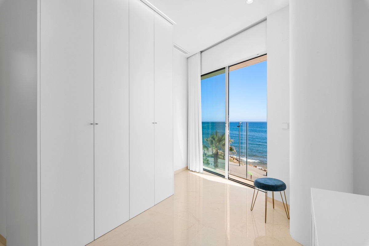 4 Bed Apartment for sale in Playa Del Cura Costa Blanca, Alicante, Spain