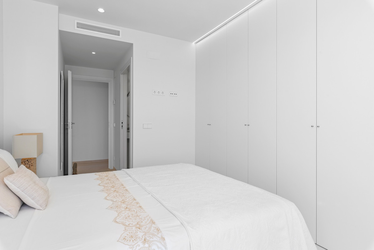 4 Bed Apartment for sale in Playa Del Cura Costa Blanca, Alicante, Spain