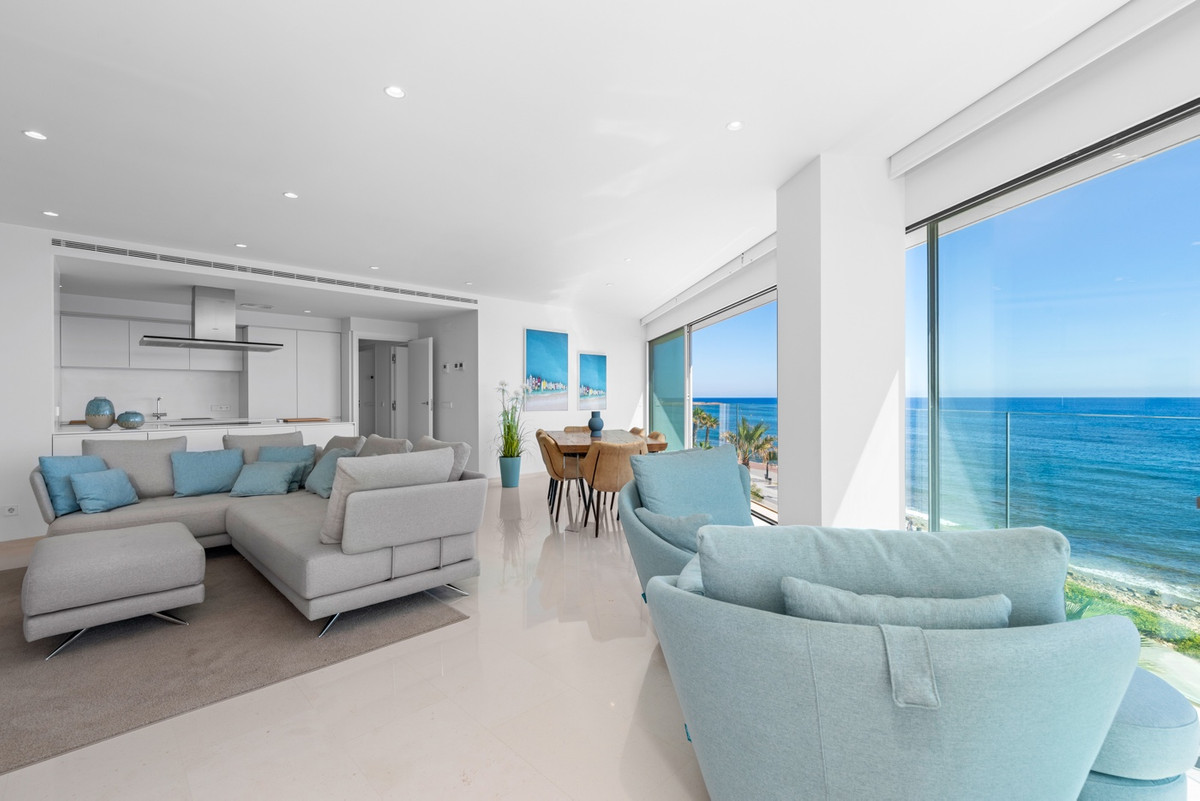 4 Bed Apartment for sale in Playa Del Cura Costa Blanca, Alicante, Spain