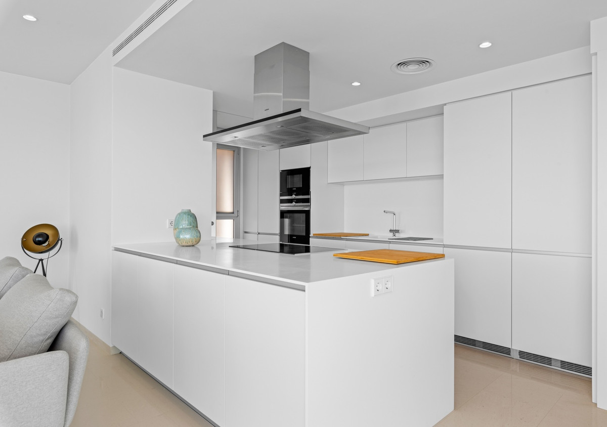 4 Bed Apartment for sale in Playa Del Cura Costa Blanca, Alicante, Spain