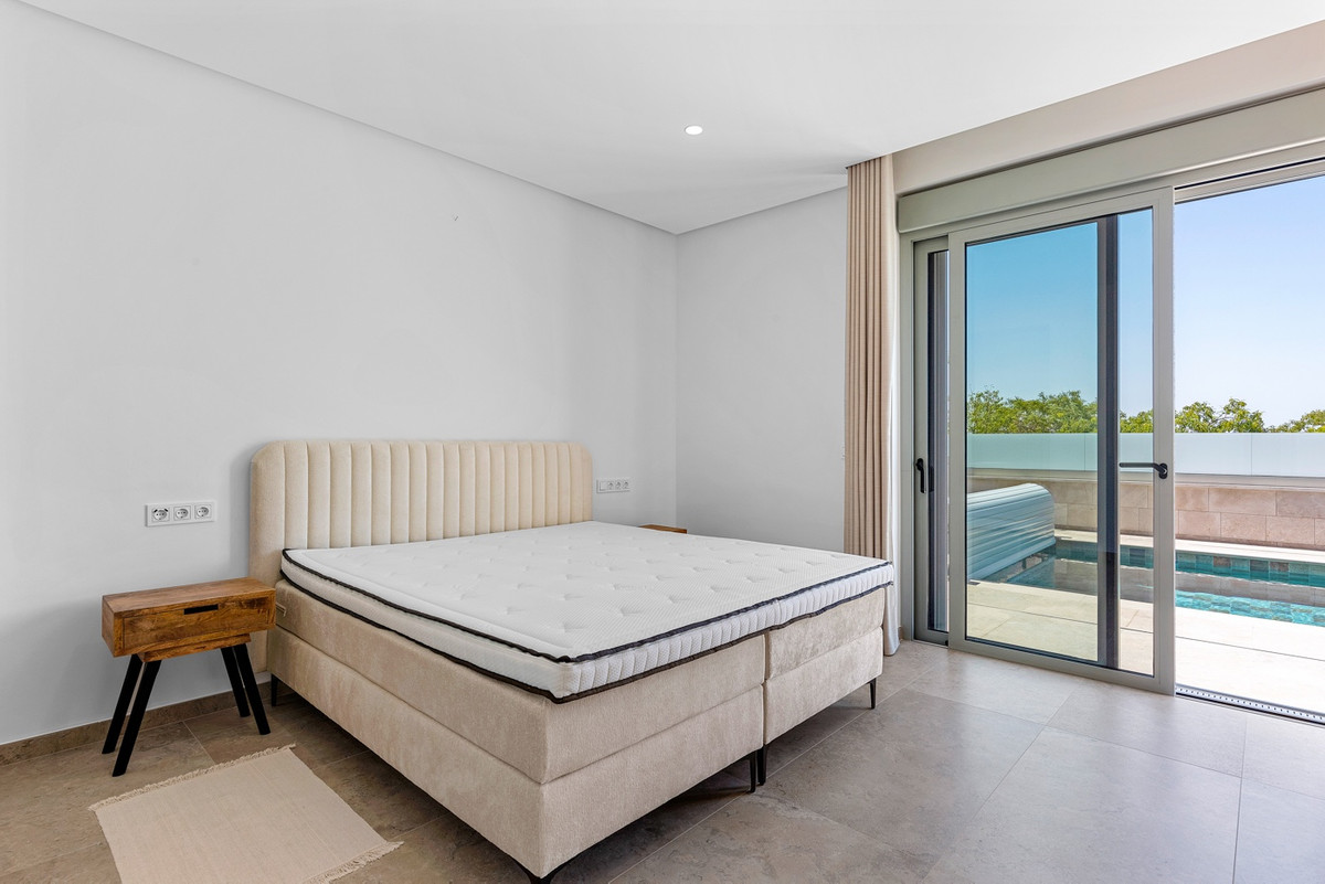 4 Bed Townhouse for sale in Benijofar Costa Blanca, Alicante, Spain