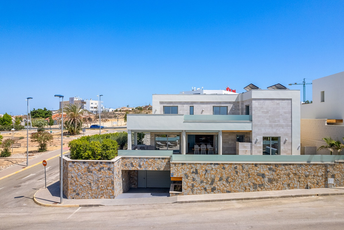 4 Bed Townhouse for sale in Benijofar Costa Blanca, Alicante, Spain