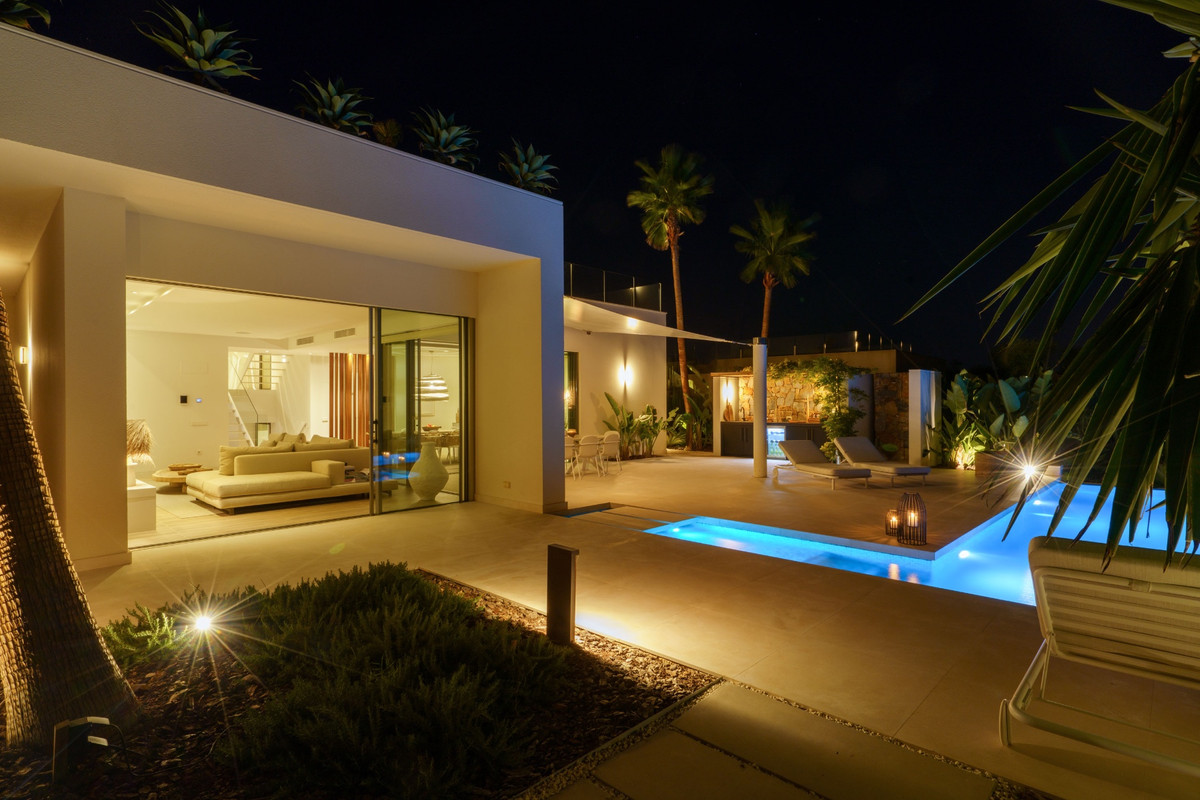 5 Bed Townhouse for sale in Las Colinas Golf Costa Blanca, Alicante, Spain