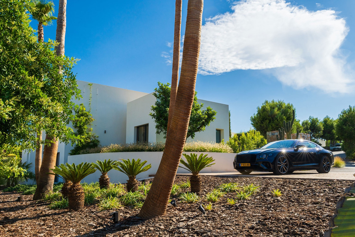 5 Bed Townhouse for sale in Las Colinas Golf Costa Blanca, Alicante, Spain