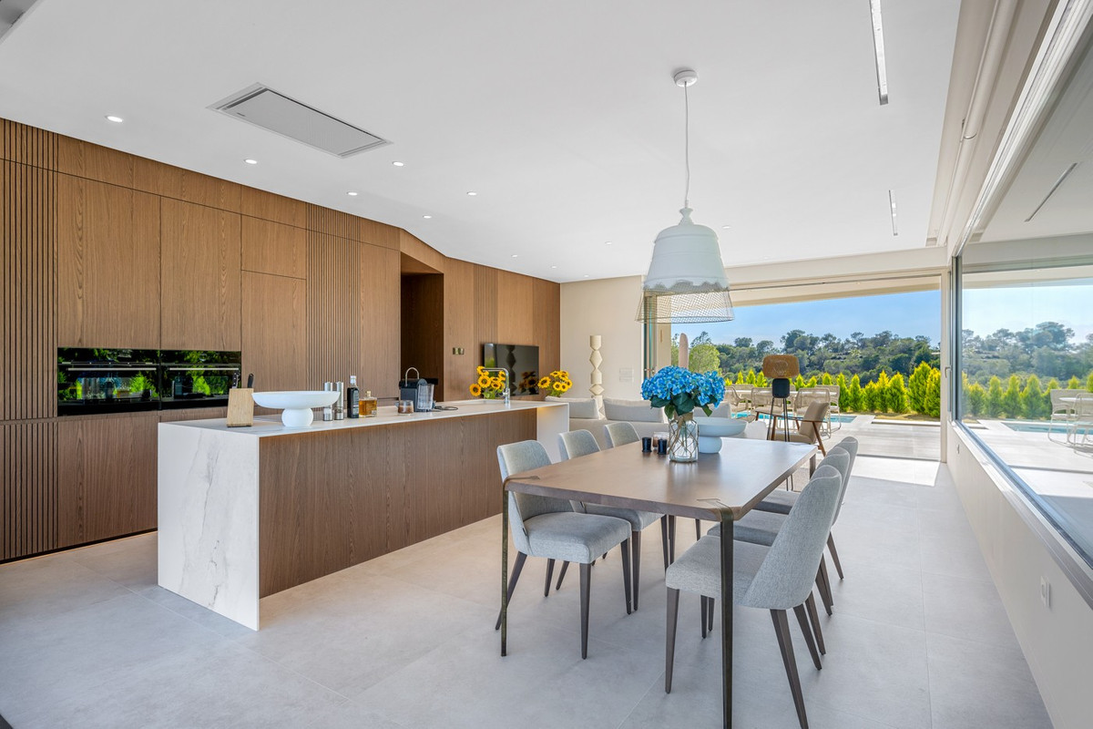 3 Bed Apartment for sale in Las Colinas Golf Costa Blanca, Alicante, Spain