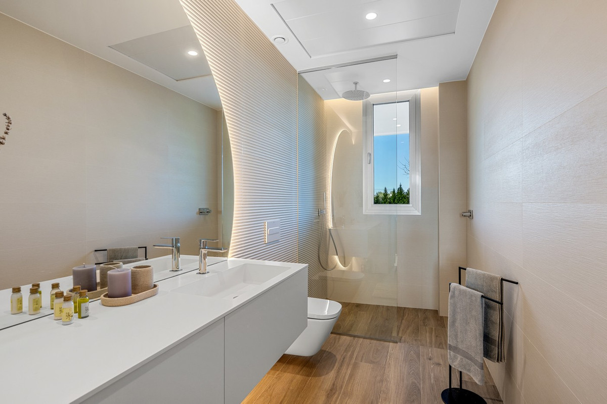 3 Bed Apartment for sale in Las Colinas Golf Costa Blanca, Alicante, Spain