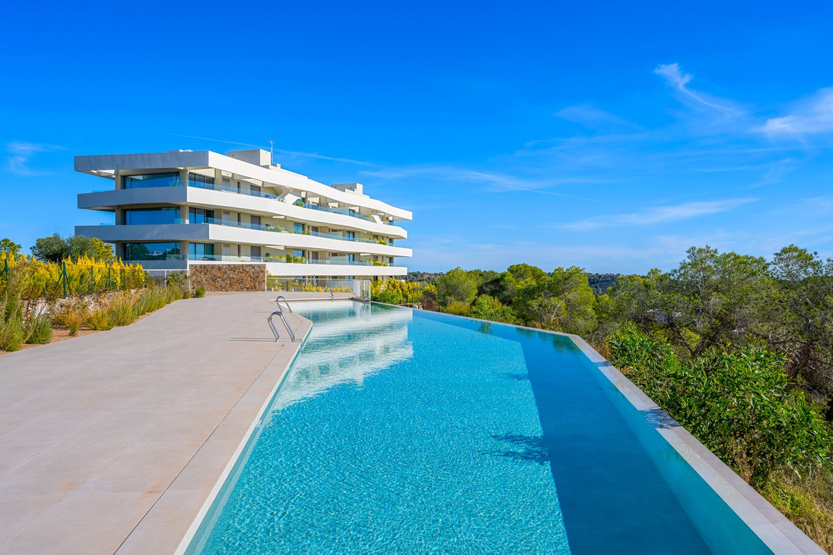 3 Bed Apartment for sale in Las Colinas Golf Costa Blanca, Alicante, Spain