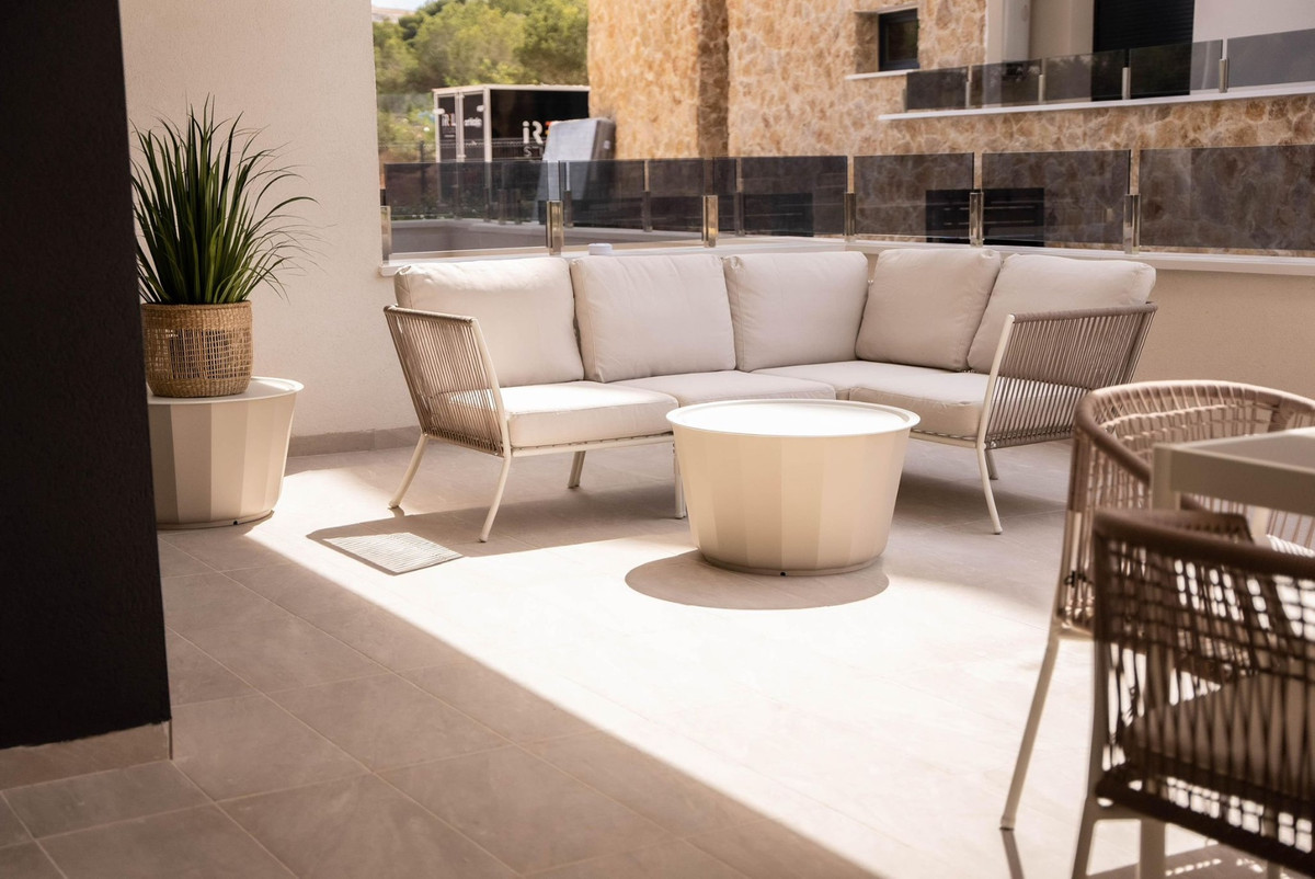 2 Bed Apartment for sale in Los Altos Costa Blanca, Alicante, Spain