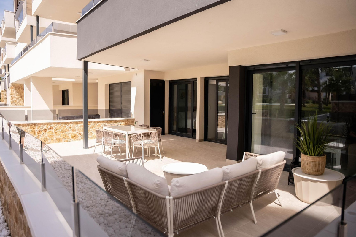 2 Bed Apartment for sale in Los Altos Costa Blanca, Alicante, Spain