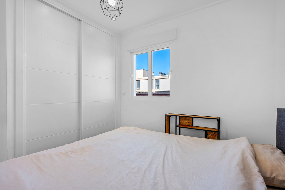 3 Bed Apartment for sale in Villamartin Costa Blanca, Alicante, Spain