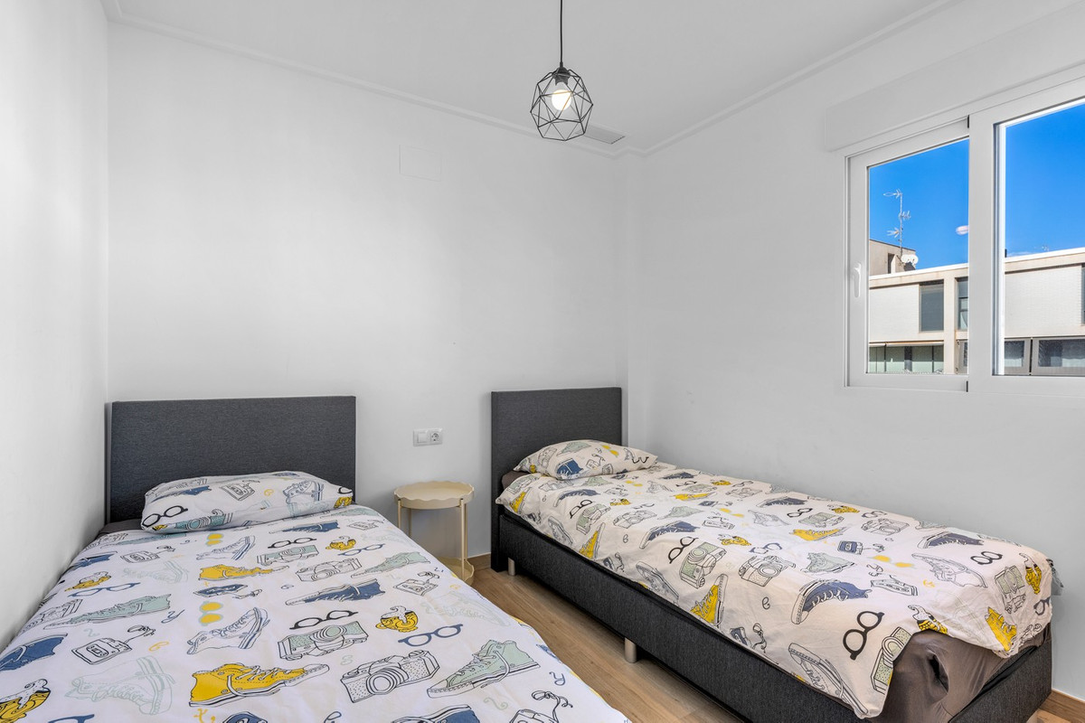 3 Bed Apartment for sale in Villamartin Costa Blanca, Alicante, Spain